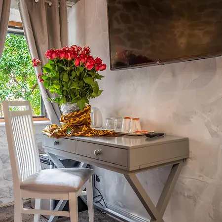Heritage Palace Varos - Mag Quaint & Elegant Boutique מלון 4*