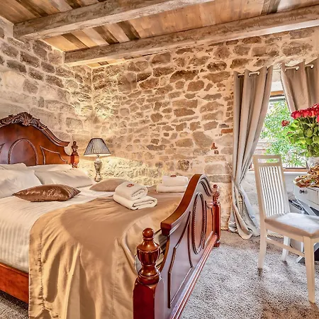 מלון Heritage Palace Varos - Mag Quaint & Elegant Boutique