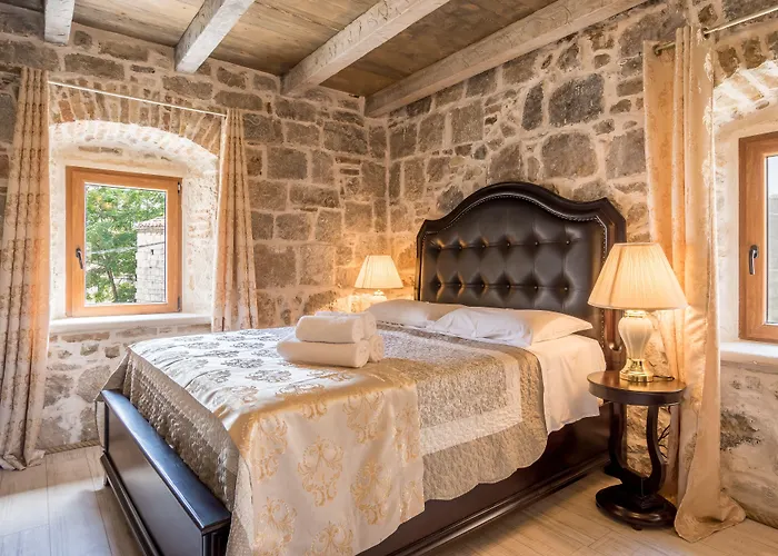 Heritage Palace Varos ホテル 4*