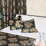 Heritage Palace Varos Σπλιτ