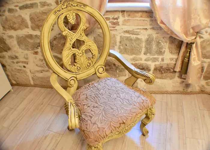 Ξενοδοχείο Heritage Palace Varos 4*