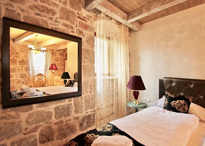 Hotell Heritage Palace Varos 4*