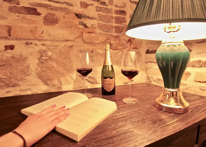 Heritage Palace Varos Hotell