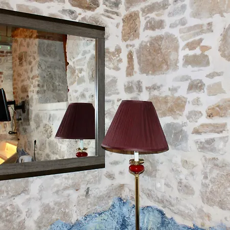 Heritage Palace Varos Szálloda 4*